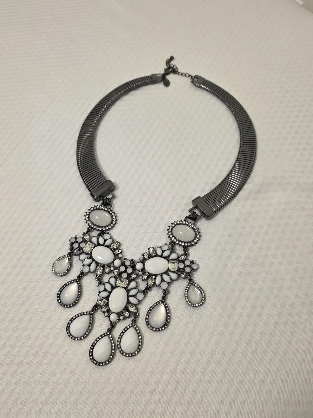 Express fashion jewelry